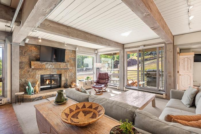 Enclave 207, Snowmass Ski-InSki-Out Condo wShared PoolHot Tub