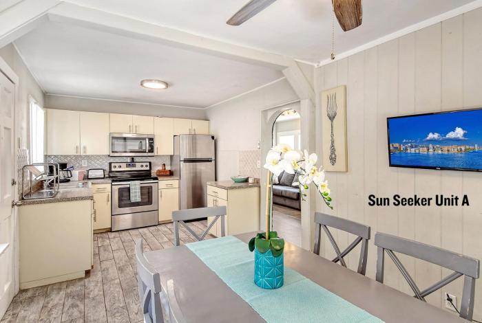 Arlington Bungalows-Sarasota 10 min to Siesta Key