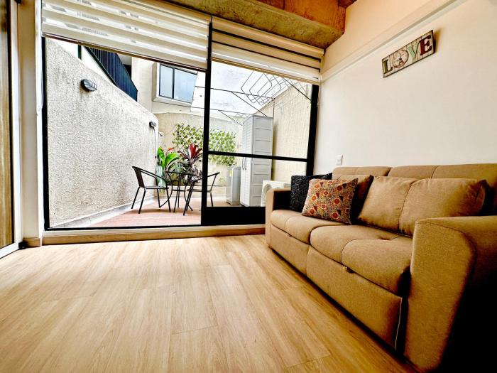 Ubicación Privilegiada En Laureles Medellin con Aire Acondicionado