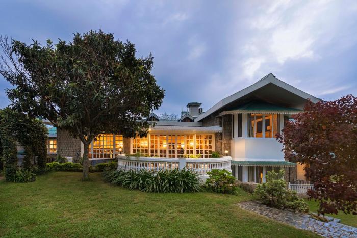 Brij Anayra Dharamshala - A Himalayan Luxury Retreat