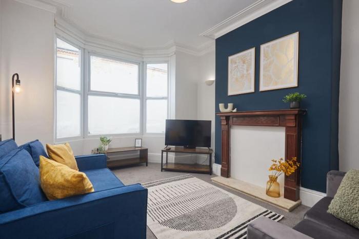 Comfortable Teesside House With On Street Parking