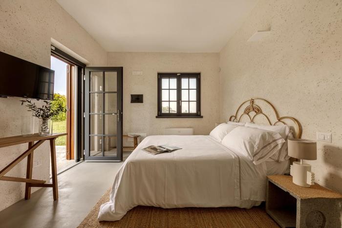 Il Podere Bianco Farmhouse