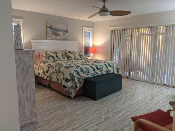 LUX VILLAs on beautiful Palmer Ranch