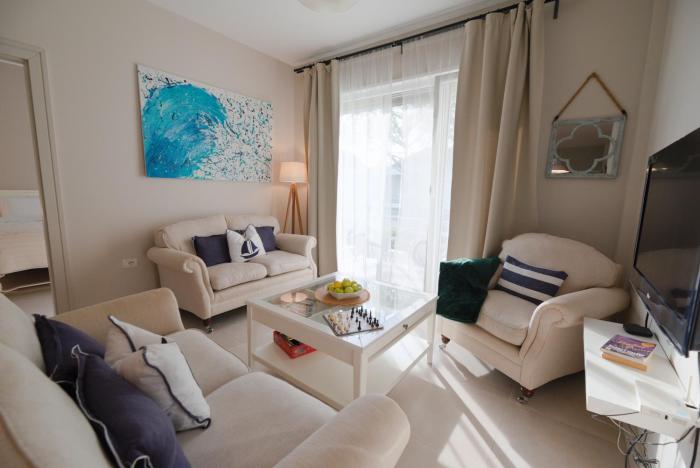 Casa Lura at Gjiri i Lalzit, San Pietro Beach