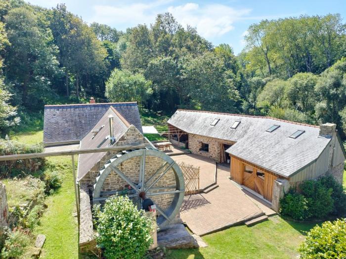 moulin dans les bois - Finistère