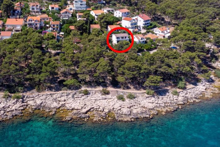 Apartments by the sea Jelsa, Hvar - 4621