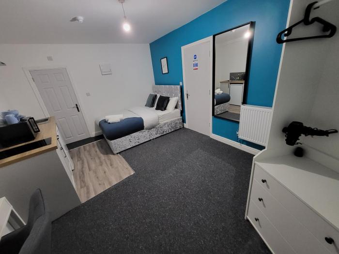 Nottingham Forest Rd, Short Stays