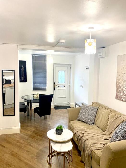 Furnished 1 bedroom apartment