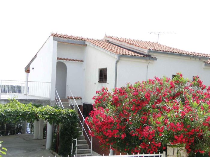 Apartment in Primosten - Sibenik Riviera 45762