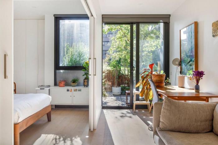 Carlton meets Fitzroy at this Leafy Urban Hideaway