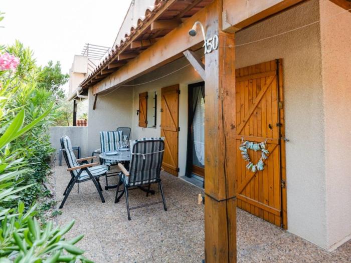 Pavillon T2 Mezzanine climatisé, piscine, Wifi, proche lagune et plage, parking, non-fumeur - FR-1-409-237