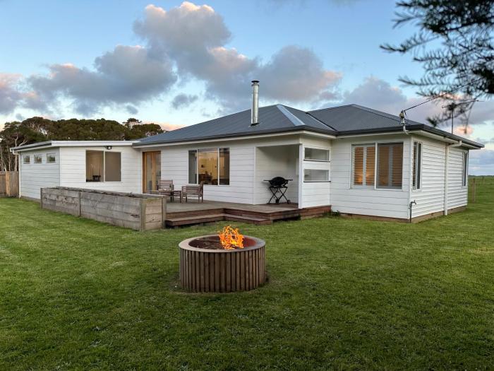 PepperTree Farm Stay