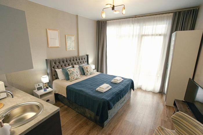 GG Home - cozy studio in complex White Sails with sea and pool view on 7th floor