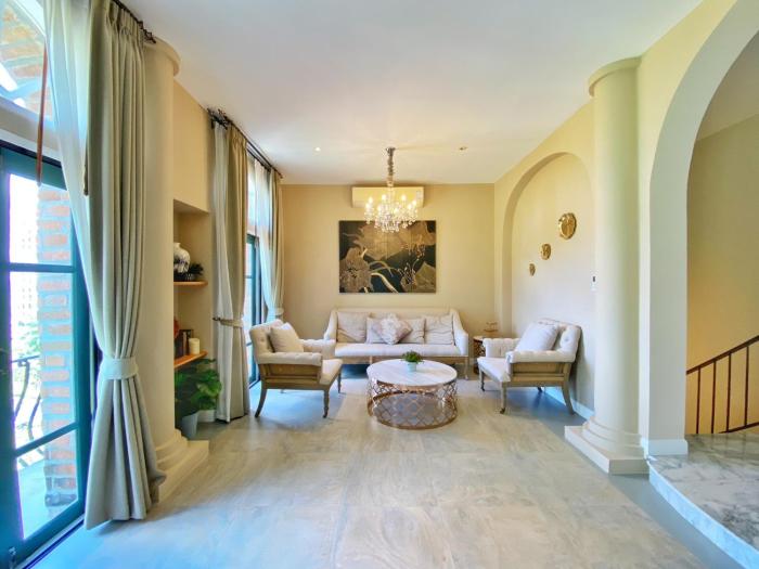 The Eyrie O1 Khao Yai