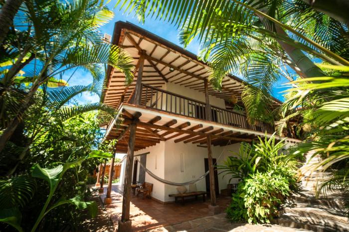 Achiotte by Masaya Collection