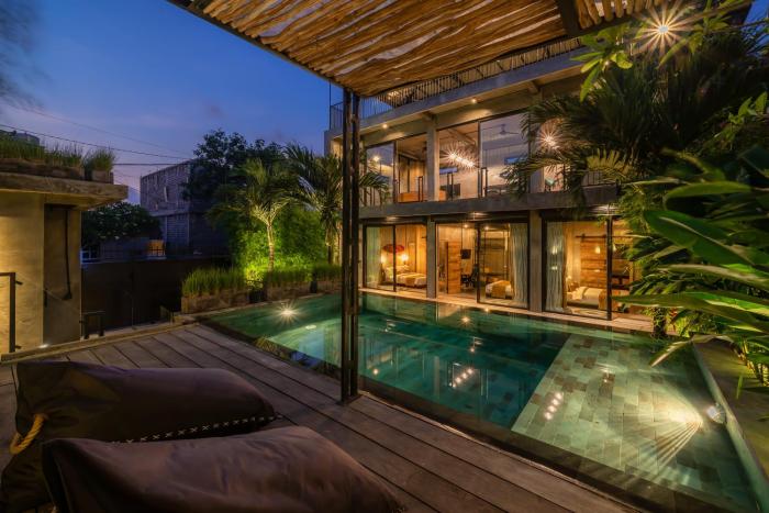 Villa Konkrete - 3BR - Tropical Hideaway Rooftop 15mins to The Beach