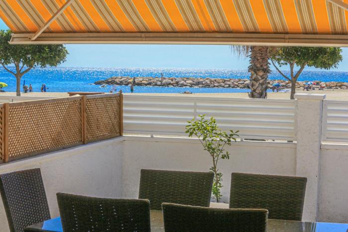 LITORAL COSTA DORADA - VILLA LAURA II Only families