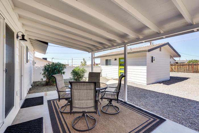 Patio + Private Casita: Lake Havasu City Home!
