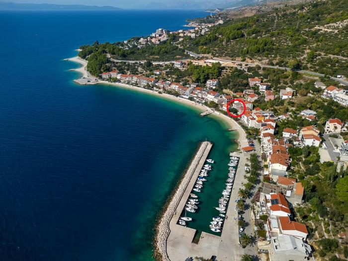 Apartments by the sea Podgora, Makarska - 2596