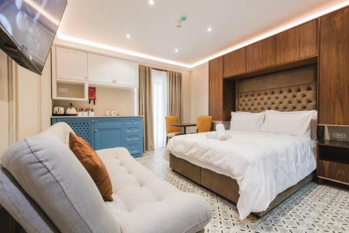 Zebbuga Deluxe Balcony Suite Apartment 4