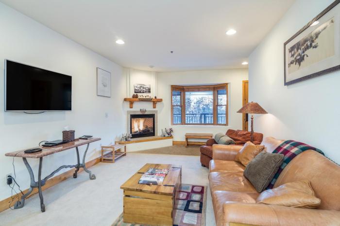 Bear Creek Lodge 109A by Alpine Lodging Telluride