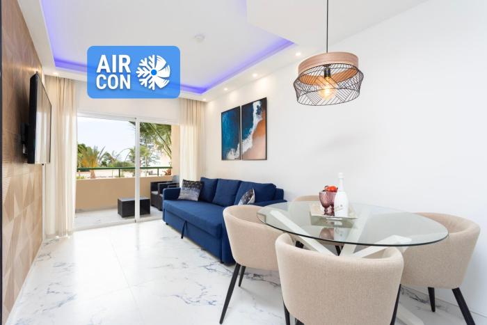 Cozy 1st sea line apartment in the quiet area