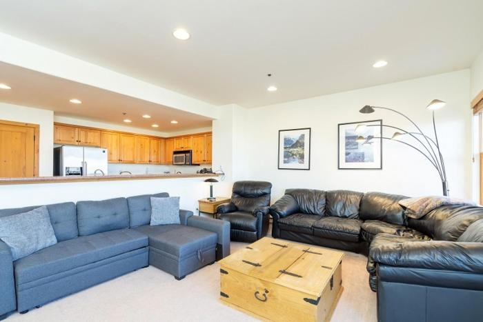 Bear Creek Lodge 311 by Alpine Lodging Telluride