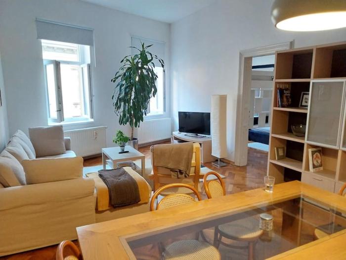 Zagreb Central 2BR + Parking