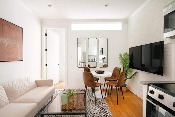 1290-13 Newly Renovated 2 Bedrooms in UES