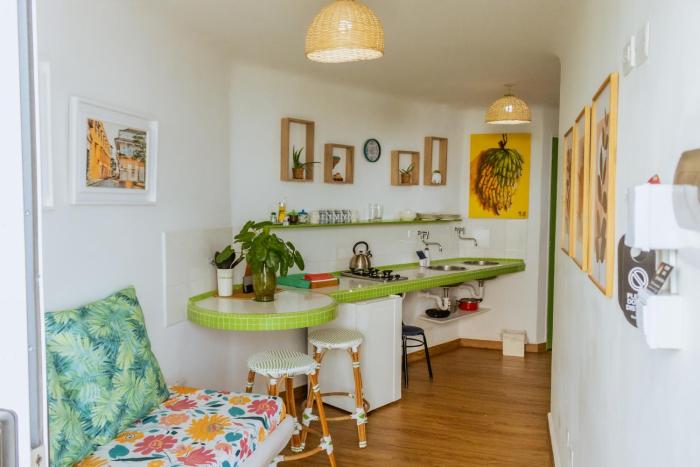 Kings Apartments 302