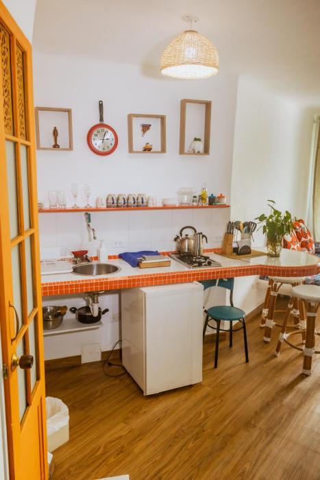 Kings Apartments 201