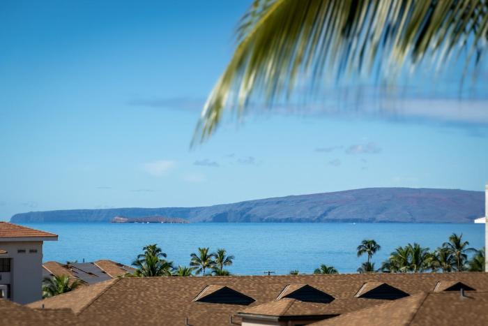 Top floor ocean view Maui Vista 3405