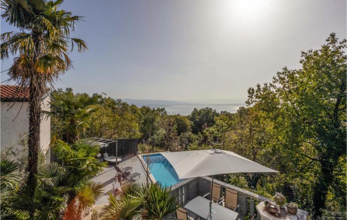 2 Bedroom Stunning Home In Bregi