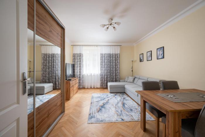 Park Mirowski Comfort Apartment