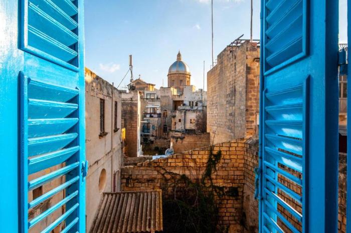 Kalkara Cozy 2 Bedroom Maisonette