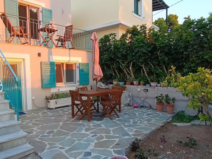 Thor Freyjas of Poseidonia Syros Holiday House