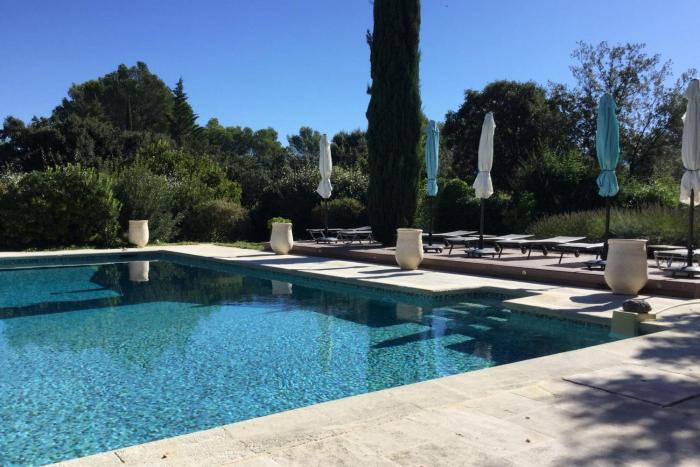 Villa Maya Large villa and amazing pool in Luberon