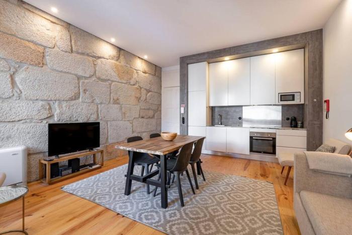 VIVA Aliados Downtown