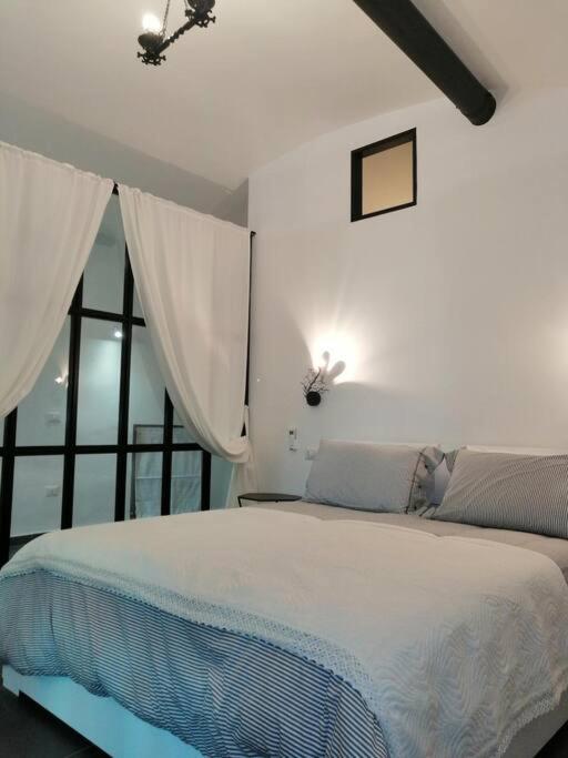 House Suite Vetriera Napoli