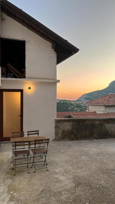 Casetta indipendente con vista