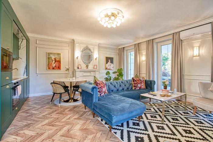 The Doors Luxury Apartment