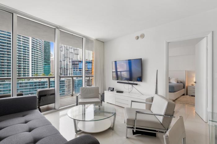 ** W ICON BRICKELL-LUXURY UNIT- FREE SPA**