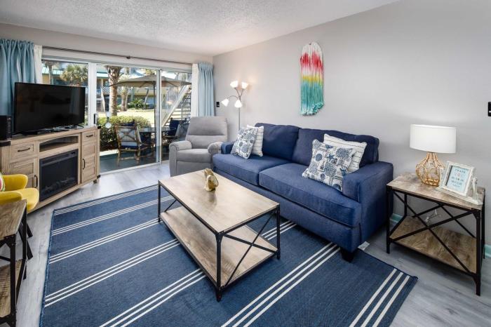 104A - 1BR1 Bath at Seaspray Condos on Okaloosa Island, Fort Walton Beach, Fl