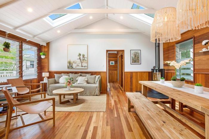 Golden Hus - spacious South Golden Beach home