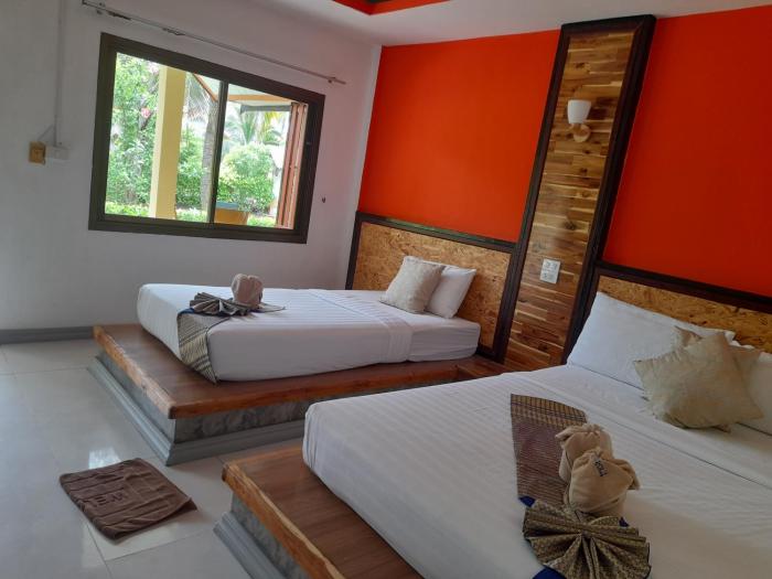 Lanta Emerald Bungalow