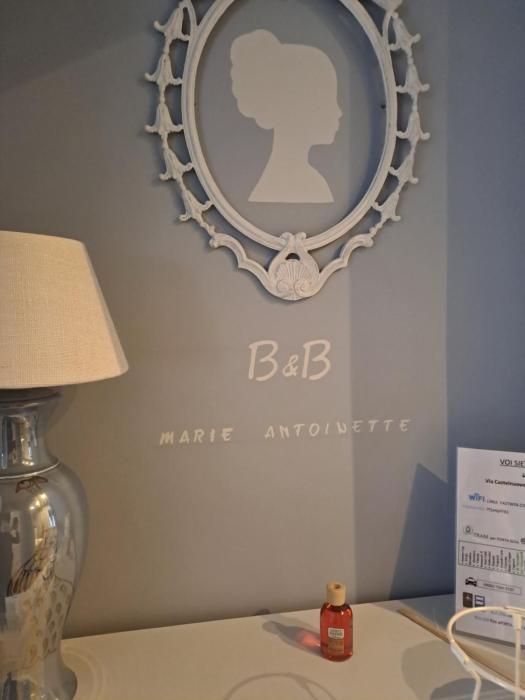 Marie Antoinette-Pala Alpitour- Private Parking