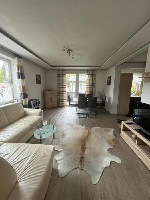 Ferienwohnung mit Blick auf die Buchensteinwand