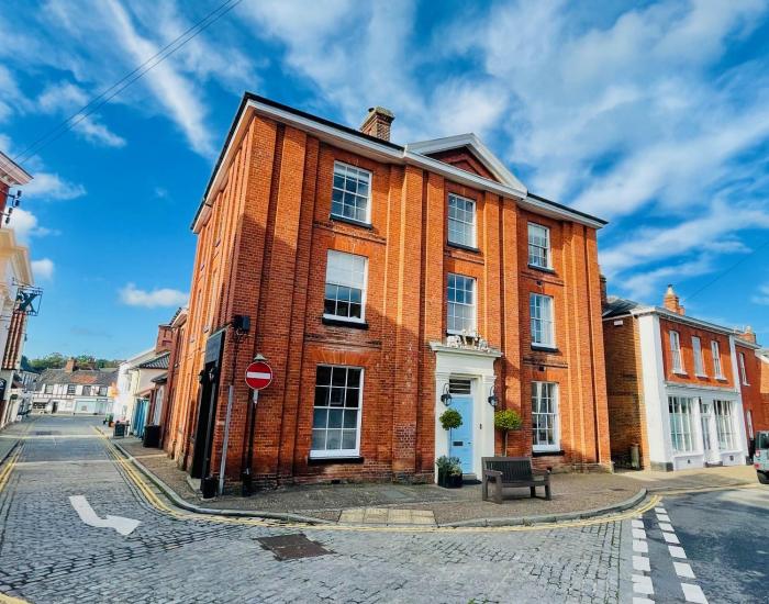 Luxury Georgian House With Sauna Sleeps 19-23