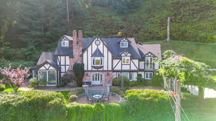 Grand English Style Home