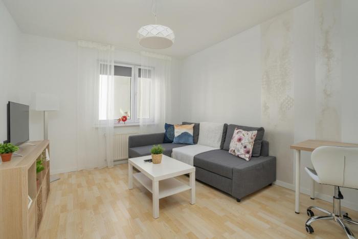 Modern Apartment Close to the Centre of Poznań by Renters